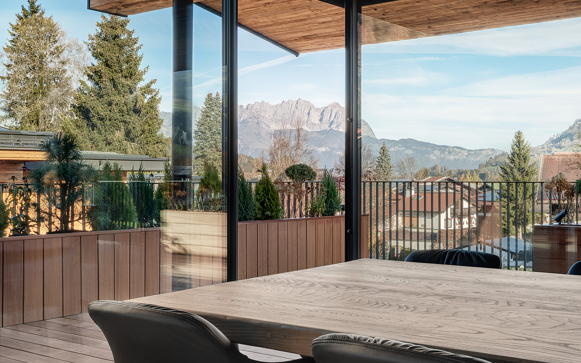 https://www.h2-gmbh.at/wp-content/uploads/2025/03/kitzbuehel-berge_Voctoria.png